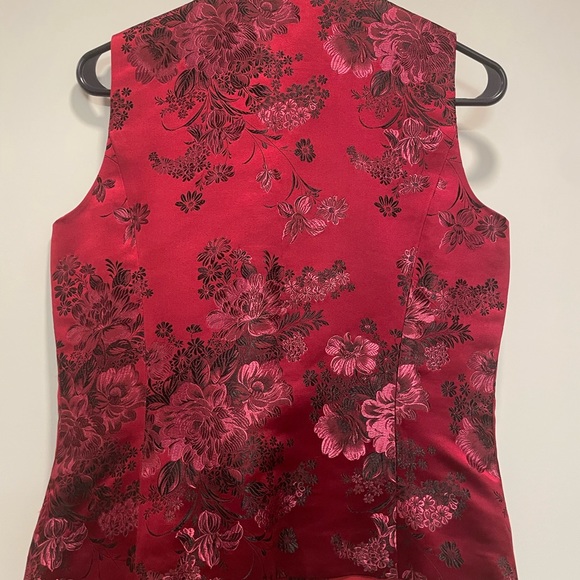 Ann Taylor silk vest - Picture 2 of 3